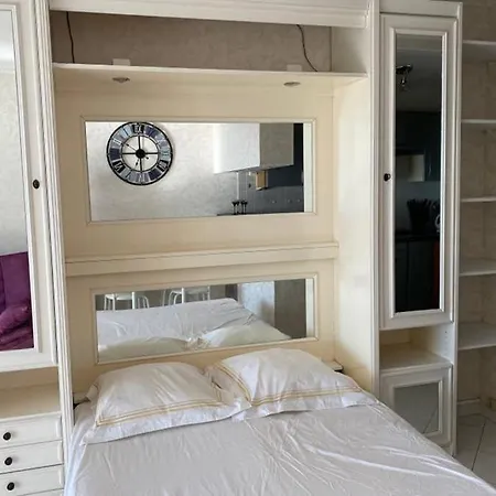 Apartman Beau Front De Juan Les Pins Vue Exceptionnelle